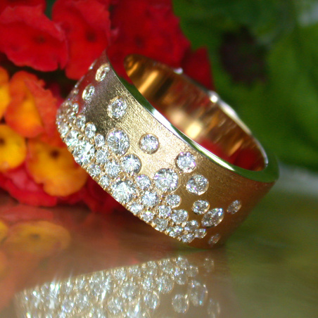 Grandioser Brillanten Sternenhimmel Ring