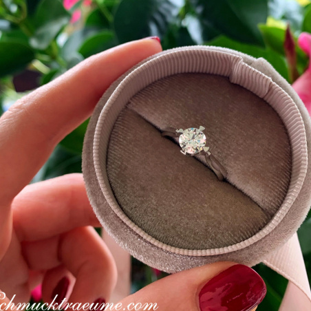 Exquisiter Brillant Solitär Ring (Einkaräter)
