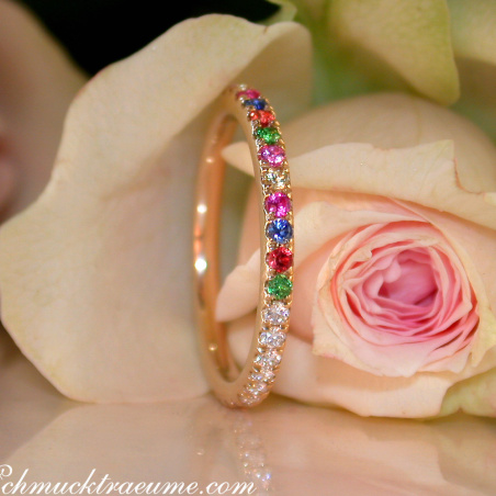 Wandelbarer Brillanten Memory Ring mit Multicolor Saphiren