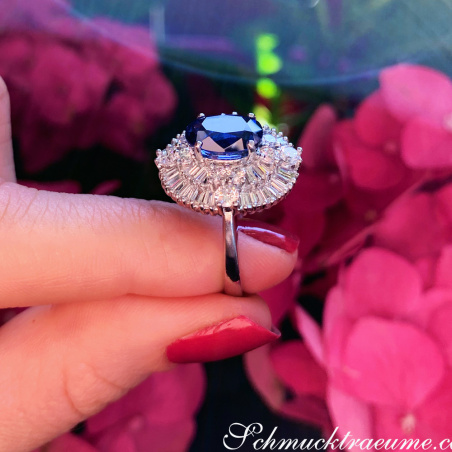 Superb Ceylon Sapphire Diamond Ring