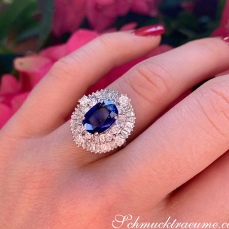 Superb Ceylon Sapphire Diamond Ring