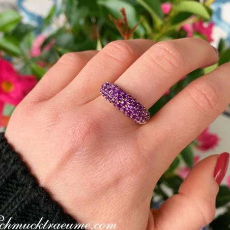 Elegant Amethyst Pavéring