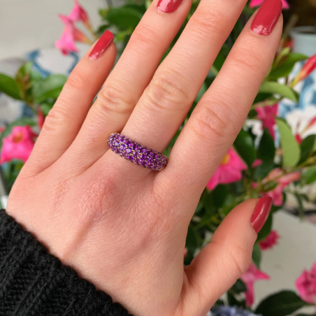 Elegant Amethyst Pavéring