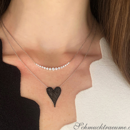 Extravagant Black Diamond Heart Necklace