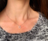 Zarte Halskette mit Brillanten Initiale