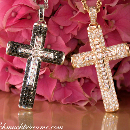 Precious Diamond Cross in Cross Pendant in Yellow Gold 18k