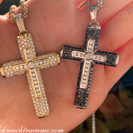 Precious Diamond Cross in Cross Pendant in Yellow Gold 18k