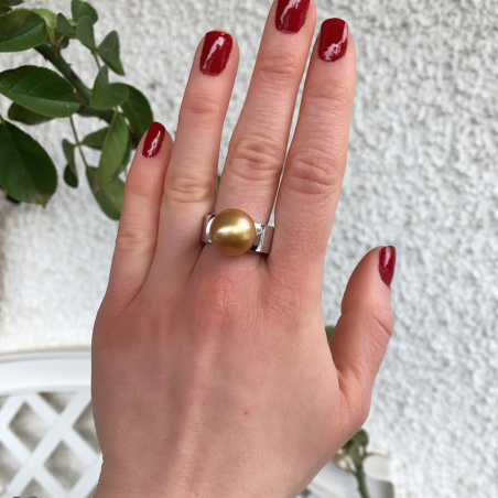 Heavy Golden Southsea Pearl Ring