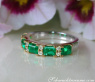 Stattlicher Smaragd Ring mit Brillanten in Bicolor Fertigung