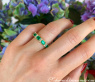 Stattlicher Smaragd Ring mit Brillanten in Bicolor Fertigung