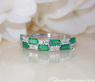 Exquisiter Bandring mit Smaragden und Brillanten