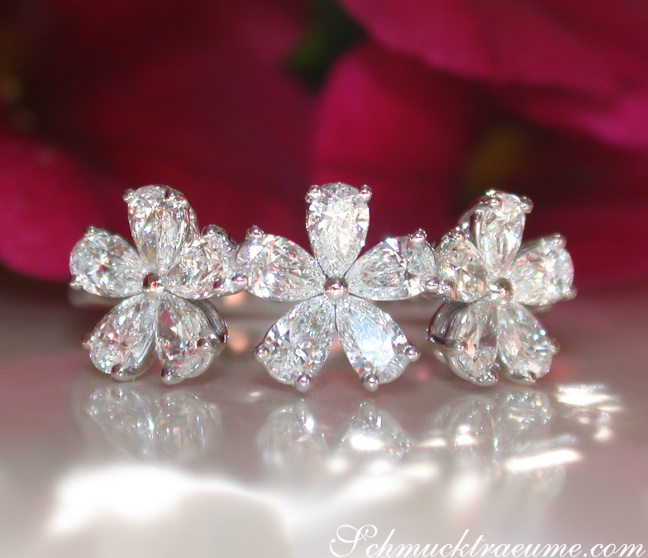 Femininer Diamanten Blüten Ring "Flowers"