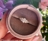 Femininer Diamant Solitär Ring im Ovalschliff