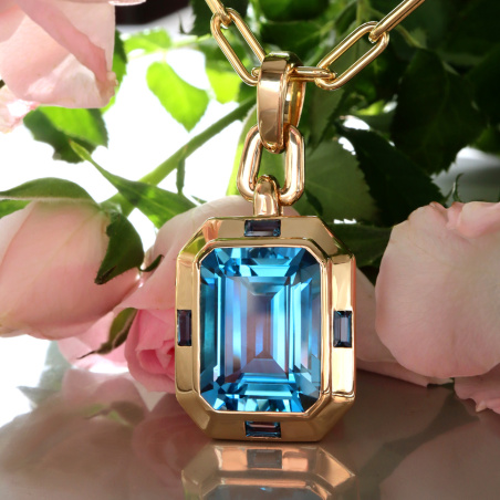Außergewöhnliches Blautopas Collier (14,25 ct.) | SCHMUCKTRÄUME.COM