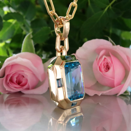 Außergewöhnliches Blautopas Collier (14,25 ct.) | SCHMUCKTRÄUME.COM
