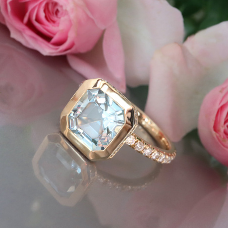 Raffinierter Aquamarin Ring  "Surprise" | SCHMUCKTRÄUME.COM