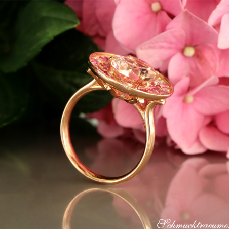 Fabelhafter Morganit Ring mit Pink Saphir und Brillanten