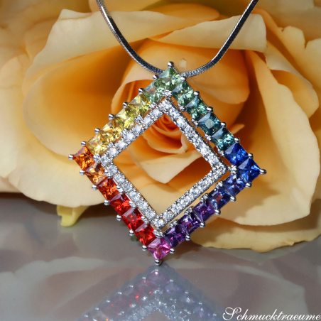 Regenbogen Saphir Anhänger mit Brillanten
