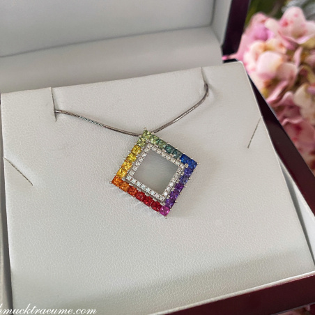 Regenbogen Saphir Anhänger mit Brillanten