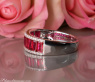 Bildschöner Rubin Baguette Ring mit Brillanten