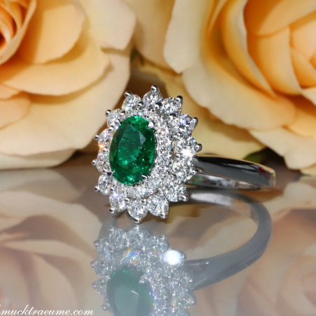Prachtvoller Smaragd Ring "Entourage"