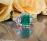 Luxuriöser Ring mit kolumbianischem Smaragd und Diamant Herzen (Muzo)