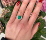 Luxuriöser Ring mit kolumbianischem Smaragd und Diamant Herzen (Muzo)