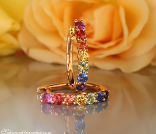 Herrliche Regenbogen Saphir Ohrringe / Creolen