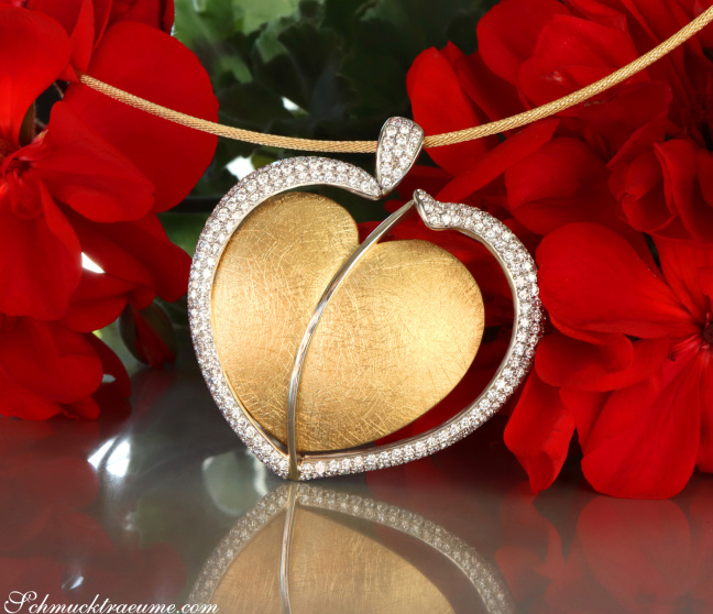 Prachtvolles Herz Collier mit Brillanten „Golden Sparkle“ Prachtvolles Herz Collier mit Brillanten „Golden Sparkle“