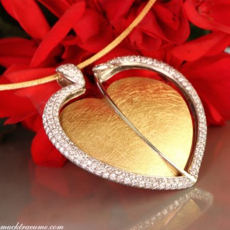 Prachtvolles Herz Collier mit Brillanten „Golden Sparkle“