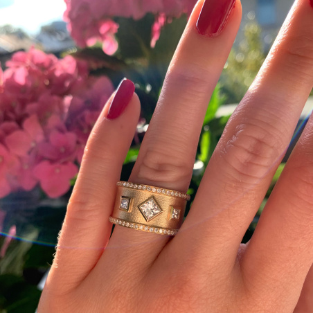 Exklusiver Princess Diamanten Ring Grandezza