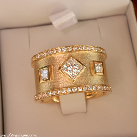 Exklusiver Princess Diamanten Ring Grandezza