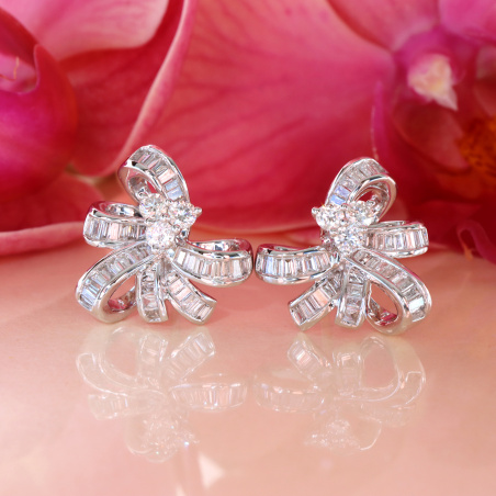 Exquisite Diamanten Schleifen Ohrstecker | SCHMUCKTRÄUME.COM