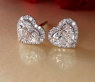 Exquisite Diamanten Herz Ohrstecker mit Brillanten (1,20 ct.)