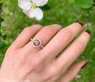 Femininer Rosa Malaya Granat Ring mit Brillanten