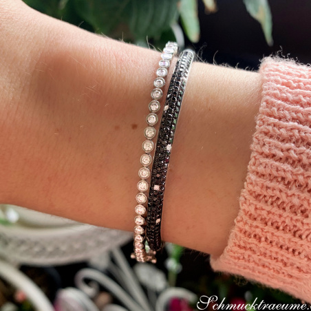 Armreif mit schwarzen Diamanten