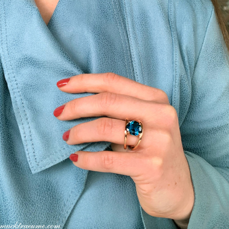 Auffallender Blautopas Ring „Blue Minimalism“