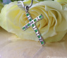 Smaragd Kreuz Anhänger mit Brillanten