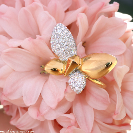 Traumhafter Brillanten Schmetterling Ring „Golden Butterfly“
