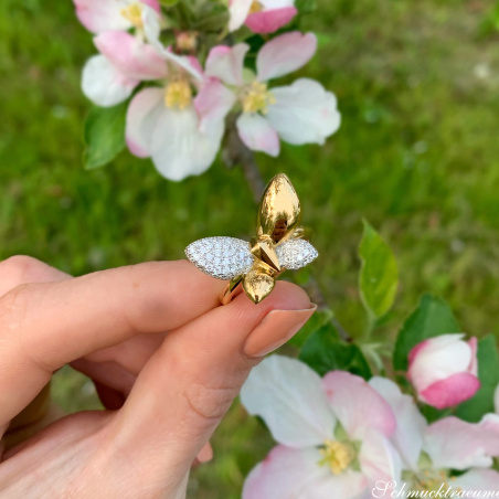 Traumhafter Brillanten Schmetterling Ring „Golden Butterfly“