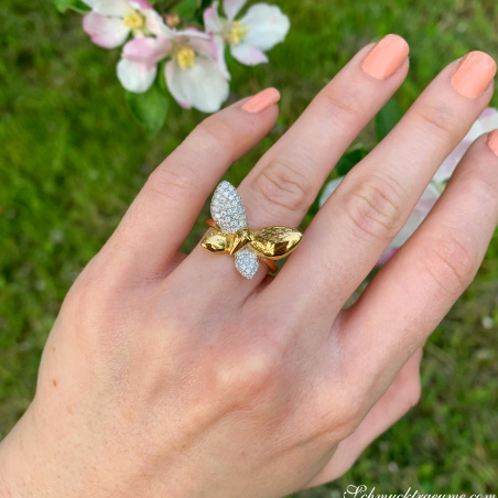 Traumhafter Brillanten Schmetterling Ring „Golden Butterfly“