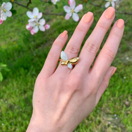 Traumhafter Brillanten Schmetterling Ring „Golden Butterfly“