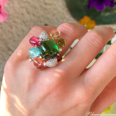 Spektakulärer Multicolor Turmalin Ring mit Brillanten (Unikat)