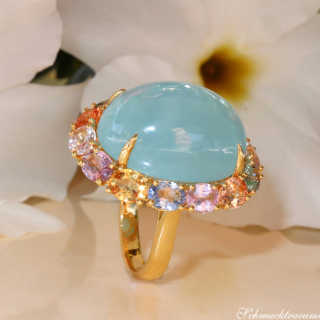 Opulenter Milky Aquamarin Ring mit Multicolor Saphiren