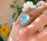 Opulenter Milky Aquamarin Ring mit Multicolor Saphiren
