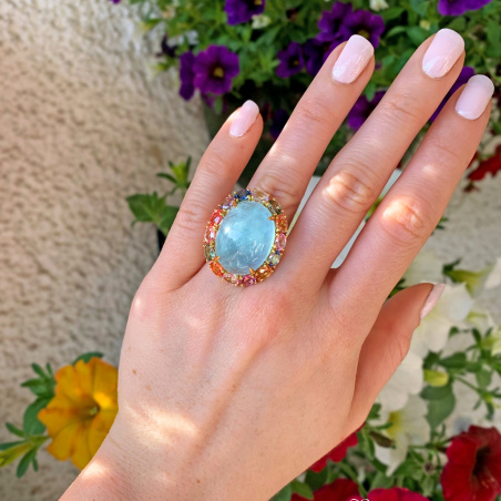 Opulenter Milky Aquamarin Ring mit Multicolor Saphiren