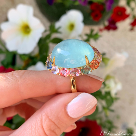 Opulenter Milky Aquamarin Ring mit Multicolor Saphiren