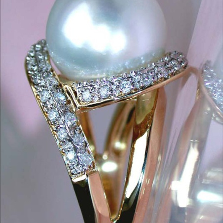 Fabulous Southsea Pearl Diamond Ring