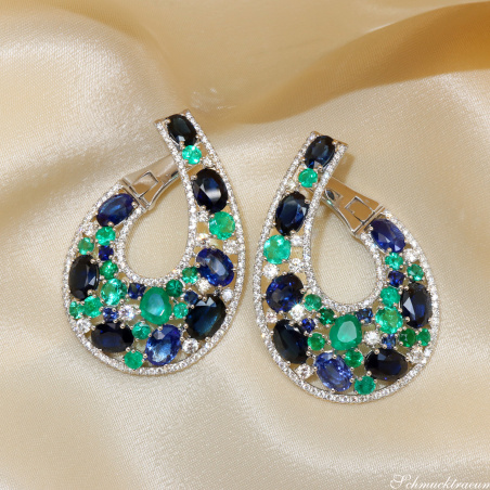 Fabelhafter Saphir Ring mit Smaragden und Brillanten