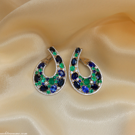 Luxuriöse Saphir Ohrgehänge mit Smaragden und Brillanten (20,56 ct.)